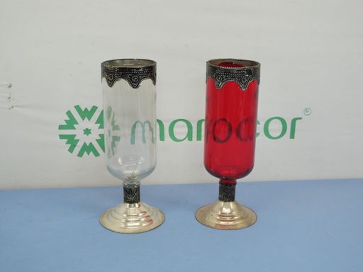 Lot de 2 bougeoirs marocains en verre et métal, artisanat raffiné et élégant. (couleur aléatoire) thumbnail 1