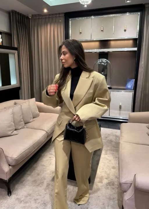 Ensemble Tailleur Élégance thumbnail 4