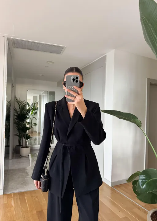 Ensemble Tailleur - Blazer Ceinturée & Pantalon Fluide thumbnail 4