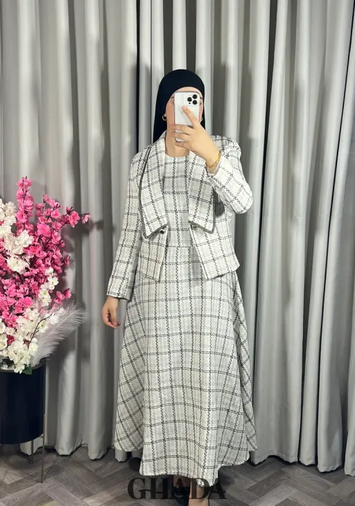 Ensemble Robe Avec Veste En Tweed thumbnail 4