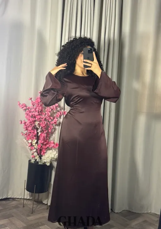 Robe Longue Satinée thumbnail 2