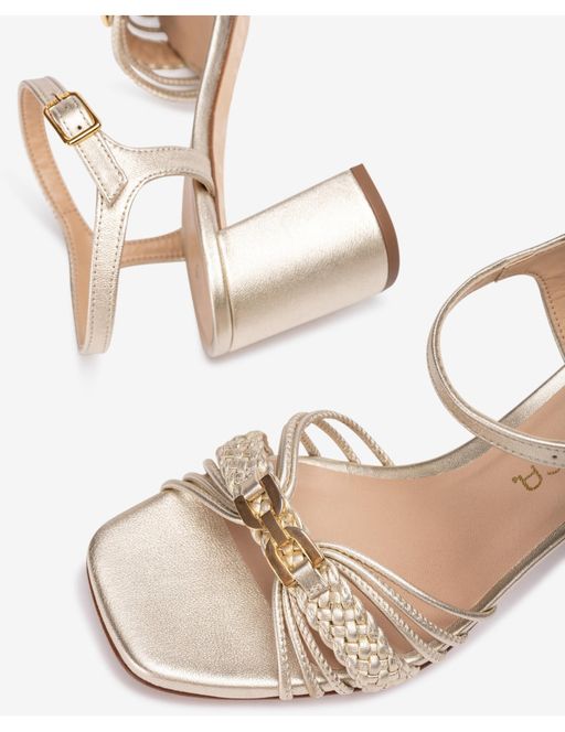 Sandales En Cuir Metallisé Avec Bride Tressée thumbnail 4