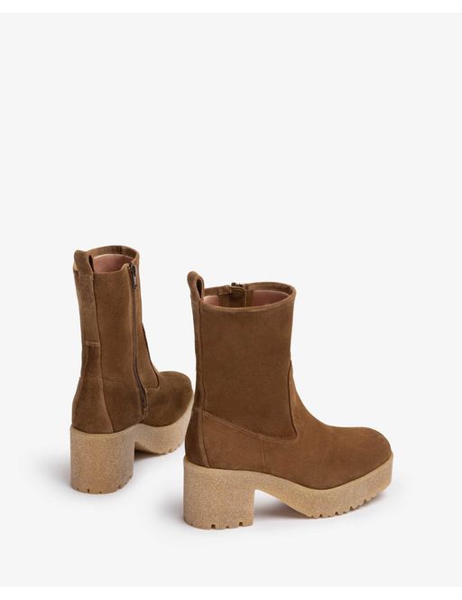 Bottines En Daim Avec Semelle En Caoutchouc thumbnail 3