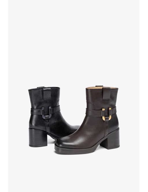 Bottines Avec Ornement Metallique thumbnail 2