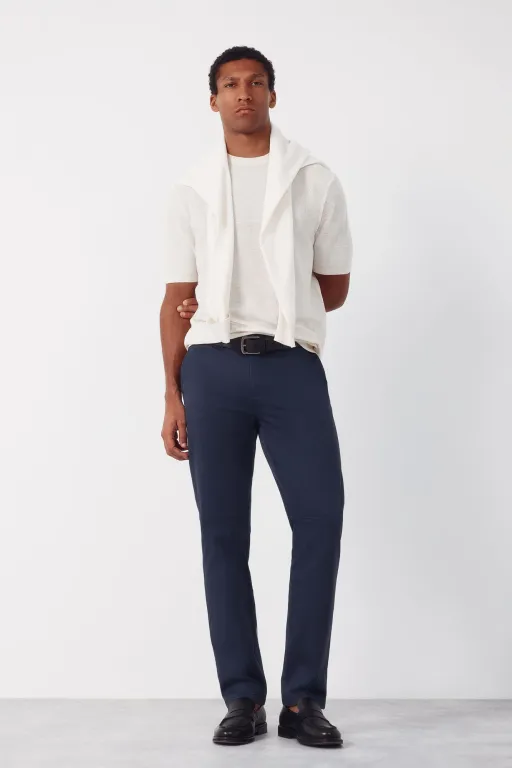 Pantalon chino regular fit ligero thumbnail 2