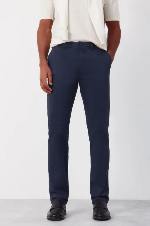 Pantalon chino regular fit ligero thumbnail 1