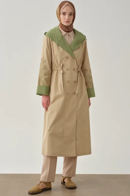 Trench-coat À Manches Combinées Brodées thumbnail 1