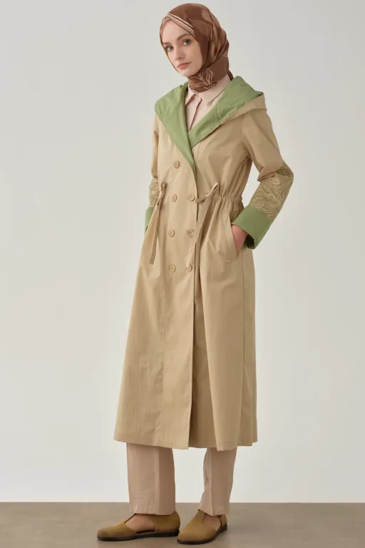Trench-coat À Manches Combinées Brodées thumbnail 3