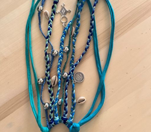 Élastique Amanar Bleu – Accessoire Cheveux thumbnail 4