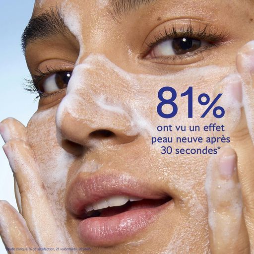 Mousse Micro-peel Éclat Éclaircissant thumbnail 2