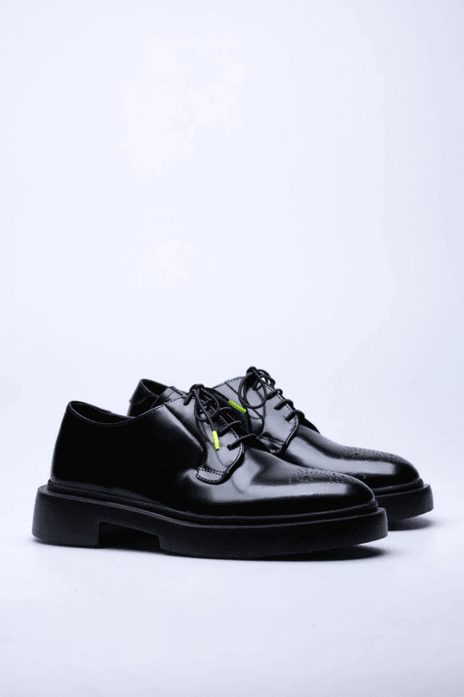 Chaussure En Cuir Démasquable thumbnail 2