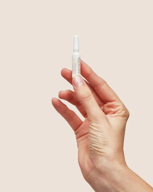 Sensilis Upgrade Ampoules – Soin Intensif Raffermissant (14 × 1,5 Ml) thumbnail 3