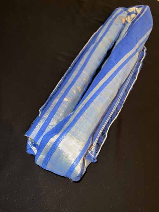 Tissu Bzioui emblématique – Bleu roi & soie dorée thumbnail 1
