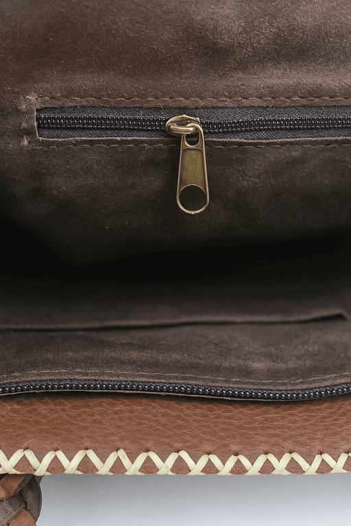Sac fourre-tout en cuir fabriqué à la main - Motif floral marocain gravé thumbnail 2