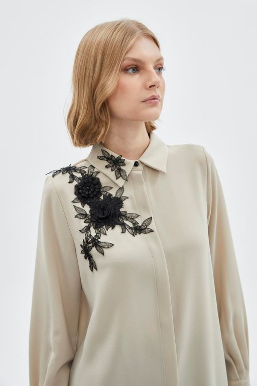Chemise à Manches Longues à Motifs Floraux thumbnail 2